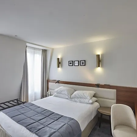 Отель Royal Phare Париж