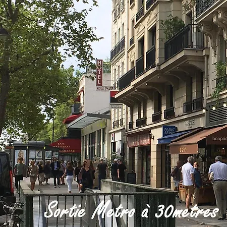 Royal Phare Szálloda Párizs