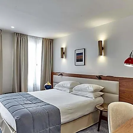 Royal Phare Otel Paris