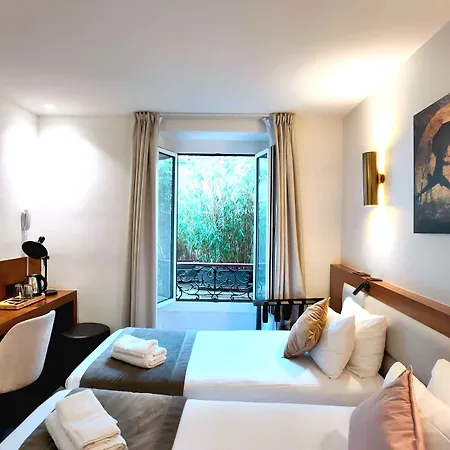 Royal Phare Otel Paris