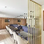 Royal Phare 3* Париж